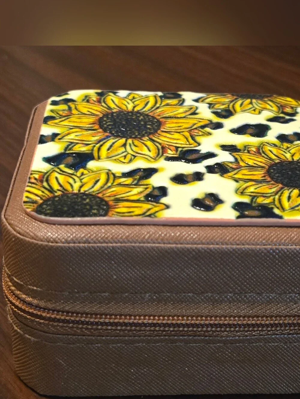 NWT Leather Tooled Sunflower Travel Jewelry Box